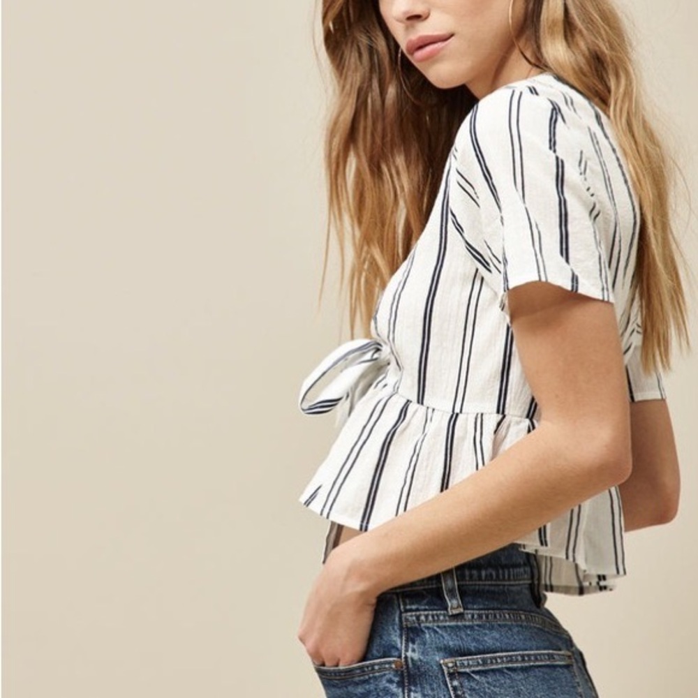 L.A. Hearts White &  Blue Pin Striped Peplum Ruffle Self Tie Crop Top Blouse - Picture 7 of 8